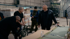 Участник программы «Гордость Липецкой земли» Сергей Попов побывал на производстве эвакуационных носилок