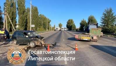 В Ельце произошло серьезное ДТП с шестью пострадавшими