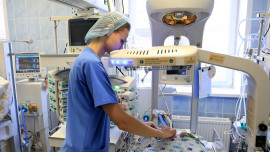 Депутат Госдумы Татьяна Дьяконова посетила липецкий областной перинатальный центр 