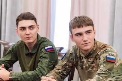 Данил Лотарев и Сергей Титов|MAX-канал Игоря Артамонова