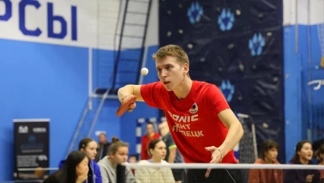 Команда Елецкого госуниверситета им. Бунина завоевала золото Студенческой лиги по настольному теннису