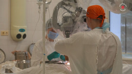 Хирурги Липецкой областной больницы ежегодно проводят до тысячи операций на головном и спинном мозге