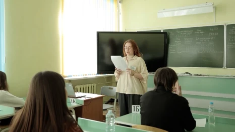 Студенты узнали о востребованных профессиях на встрече с губернатором Липецкой области Игорем Артамоновым