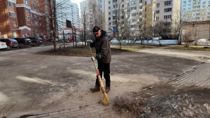 Специалисты профильных департаментов Липецка проверяют состояние контейнерных площадок
