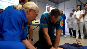 В Липецкой области для врачей-стоматологов провели мастер-класс по реаниматологии