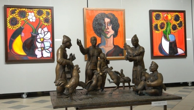 В Липецке торжественно открыли выставку Зураба Церетели 