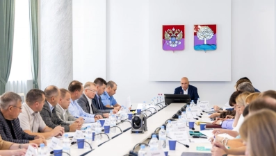 Игорь Артамонов провел заседание рабочей группы по борьбе с нелегальной занятостью в Липецкой области