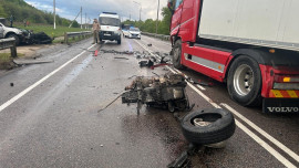  В Липецкой области произошло ДТП с участием трёх автомобилей: погибло два человека