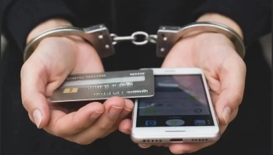 Прокуратура направила в суд дело о неправомерном обороте средств платежей в Усманском округе