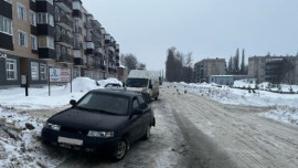 В городе Данкове Липецкой области водитель ВАЗа пострадал после столкновения с иномаркой