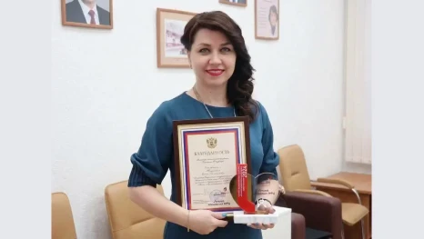 Сотрудница липецкого МФЦ стала лучшим наставником страны