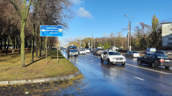 В Липецке обновляют дороги к медучреждениям