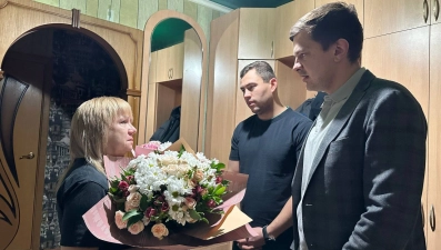 Пострадавшую во время атаки БПЛА ельчанку выписали из больницы