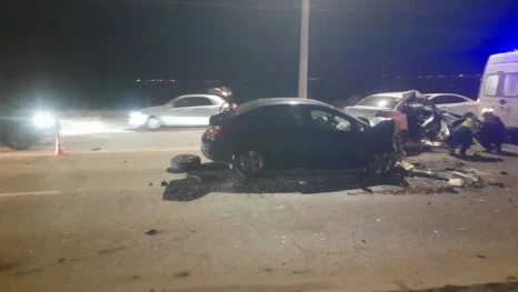 В Липецке на Краснозаводской улице авария с тремя автомобилями унесла две жизни