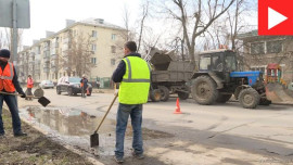 Коммунальщики наводят порядок на центральных магистралях Липецка