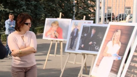 Фотовыставку "Бизнес в объективе" провели в Липецке на пл. Соборной