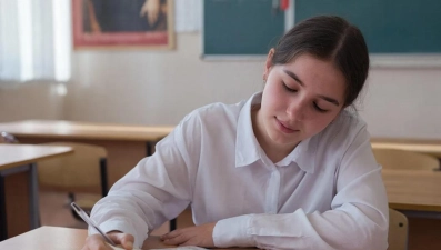 Одиннадцатиклассники страны успешно написали итоговое сочинение