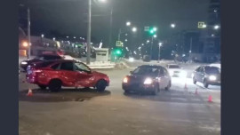 «Лада Гранта» столкнулась с «Вортексом» на 23 февраля