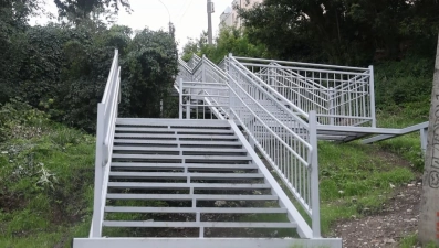 Спуск по новой лестнице на Льва Толстого в Липецке открыли для жителей