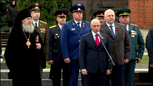 В Ельце прошел парад на Красной площади 