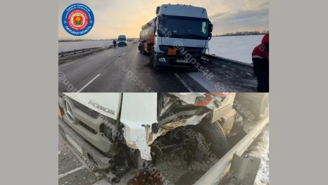 Грузовик и легковушка столкнулись на трассе Орёл-Тамбов 