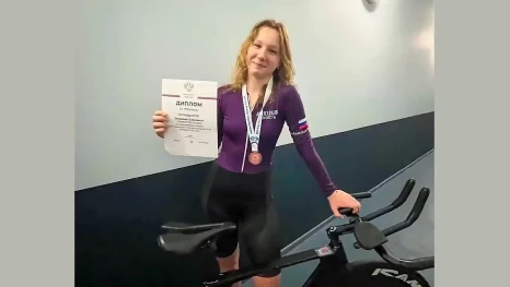 Липчанка Елизавета Зевакина завоевала бронзу в велотреке 