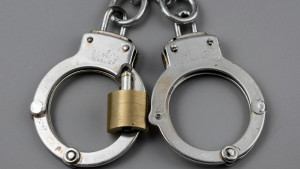 Полиция Липецка задержала подозреваемую в краже денег у пожилой женщины