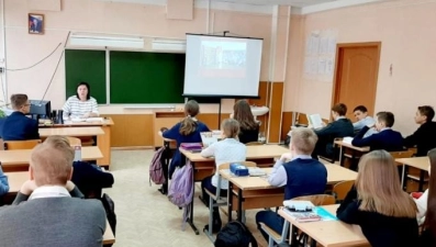 Уроки мужества проходят в липецких школах