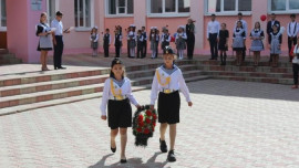 Школа Елецкого района будет носить имя вице-адмирала военного флота Сергея Бутова 