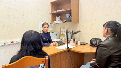 В Липецке нашли и доставили в Следственный комитет издевавшихся над бабушками девочек