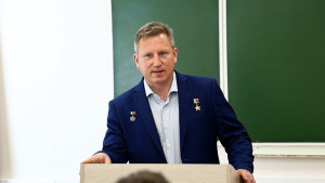 Космонавт-испытатель и Герой России Сергей Прокопьев встретился с юными липецкими патриотами 