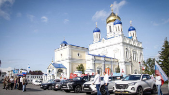 Ельчане встретили участников автопробега «Дорогами Победы»