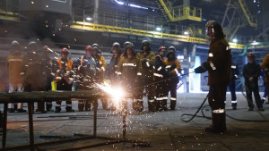 На НЛМК определили лучшего горнового доменной печи 