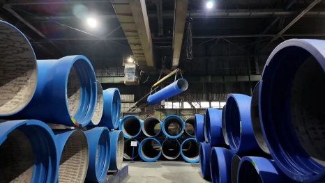 Завод «Свободный Сокол» первым в стране начал делать трубы трубы из высокопрочного чугуна диаметром больше метра