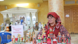 Липецкие мастерицы взяли призовые места на конкурсе русского костюма