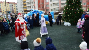 «Народные елки» зажигаются в Липецке